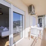 Cubo's Ronda Del Golf Seaview & Parking Apartment Benalmadena